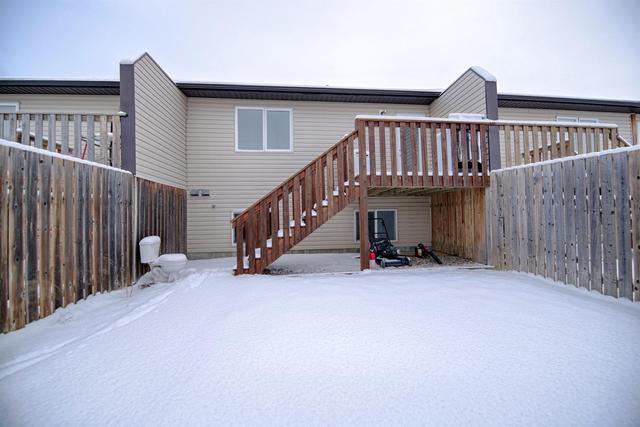 195 Blackfoot Boulevard W, Home with 4 bedrooms, 2 bathrooms and 2 parking in Lethbridge County AB | Image 14