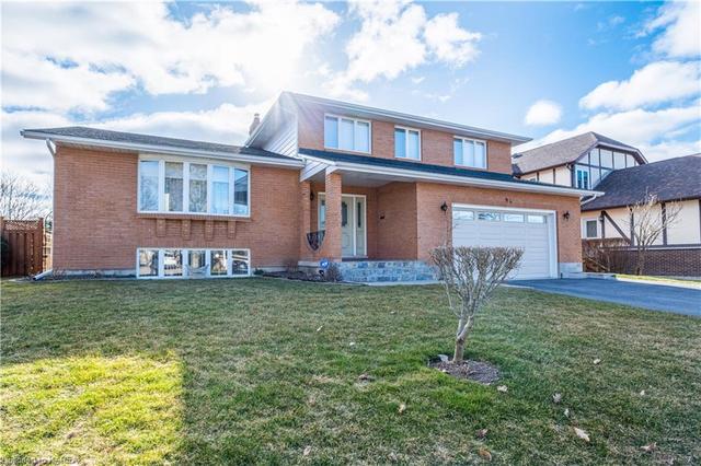 95 Lakeshore Boulevard, House detached with 4 bedrooms, 1 bathrooms and 3 parking in Kingston ON | Image 1