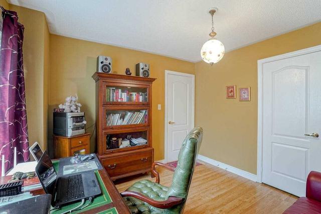 11 Yorkwood Tr, Townhouse with 2 bedrooms, 2 bathrooms and 2 parking in Brampton ON | Image 33