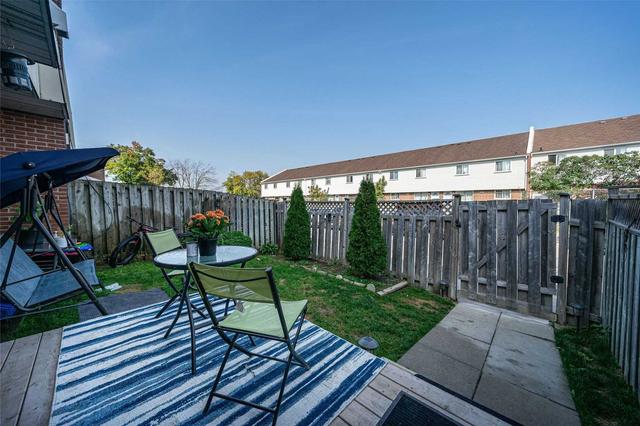 142 - 1100 Oxford St, Townhouse with 3 bedrooms, 2 bathrooms and 1 parking in Oshawa ON | Image 10