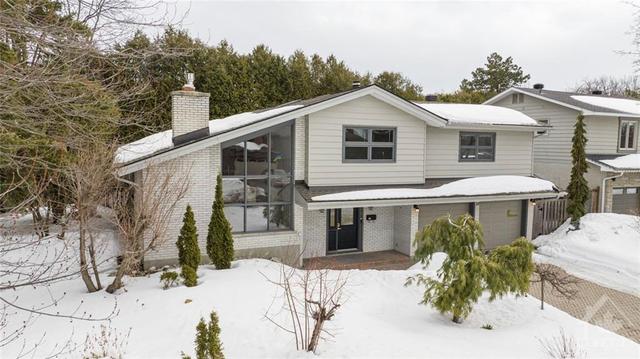 24 Commanche Drive, House detached with 5 bedrooms, 4 bathrooms and 6 parking in Ottawa ON | Image 29