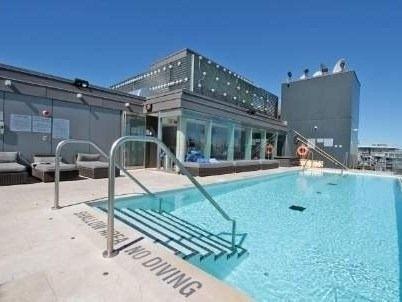 1003 - 55 Stewart St, Condo with 1 bedrooms, 1 bathrooms and null parking in Toronto ON | Image 8