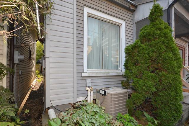189 Soudan Ave, House semidetached with 3 bedrooms, 2 bathrooms and 1 parking in Toronto ON | Image 6