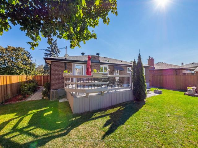 2 Canerouth Dr, House detached with 3 bedrooms, 2 bathrooms and 4 parking in Toronto ON | Image 31