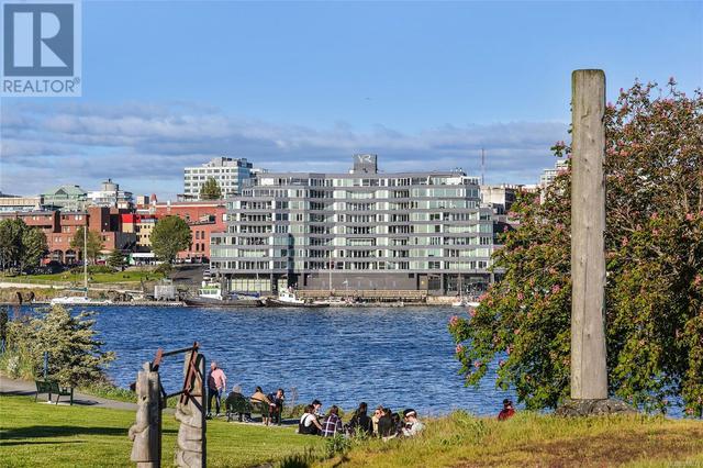101 - 1234 Wharf St, Condo with 2 bedrooms, 2 bathrooms and 1 parking in Victoria BC | Image 31