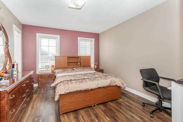 112 Nathaniel Cres, House semidetached with 3 bedrooms, 4 bathrooms and 4 parking in Brampton ON | Image 15