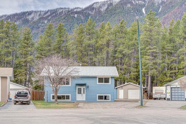 307 Lodgepole Place, House detached with 4 bedrooms, 2 bathrooms and null parking in Sparwood BC | Image 50