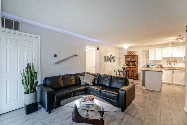 104 - 4140 Foxwood Dr, Townhouse with 2 bedrooms, 1 bathrooms and 1 parking in Burlington ON | Image 16