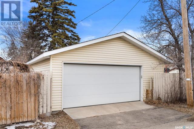 2425 Lindsay Street, House detached with 4 bedrooms, 2 bathrooms and null parking in Regina SK | Image 27