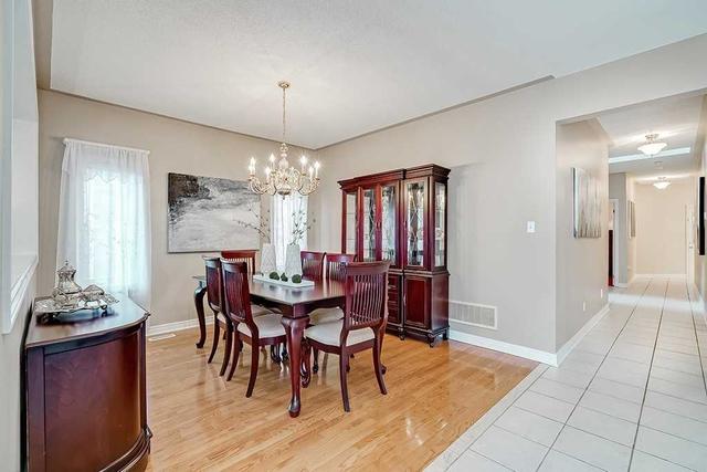 2567 Felhaber Cres, House detached with 3 bedrooms, 2 bathrooms and 4 parking in Oakville ON | Image 37