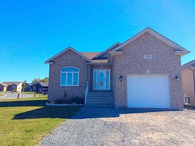 199 Racicot Dr, House detached with 3 bedrooms, 2 bathrooms and 6 parking in Greater Sudbury ON | Image 2
