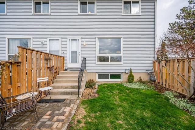 16 - 265 Williamsburg Road, House attached with 3 bedrooms, 1 bathrooms and null parking in Kitchener ON | Image 31