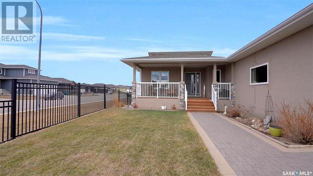 1148 Meier Drive, House detached with 5 bedrooms, 3 bathrooms and null parking in Moose Jaw SK | Image 6