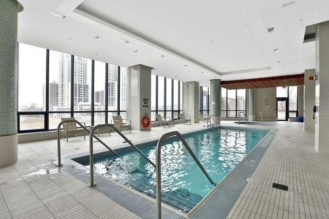 304 - 9 Valhalla Inn Rd, Condo with 1 bedrooms, 1 bathrooms and 1 parking in Toronto ON | Image 9