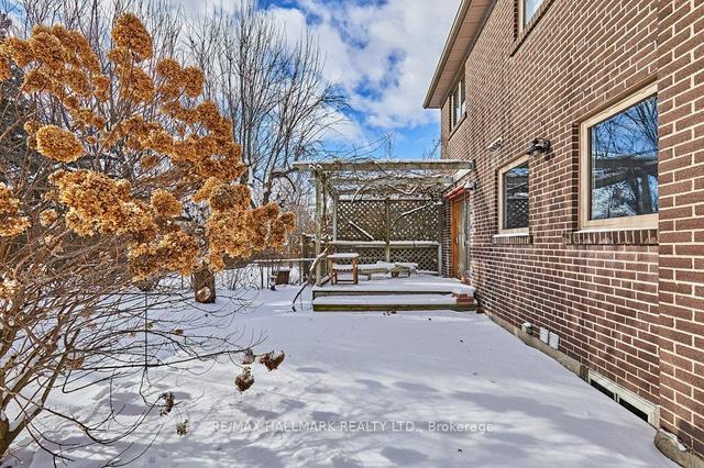57 Clansman Blvd, House detached with 4 bedrooms, 3 bathrooms and 3 parking in Toronto ON | Image 25