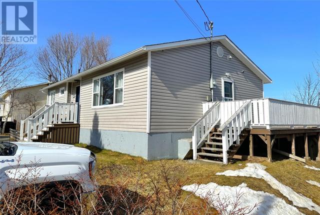 50 Kelliview Crescent, House detached with 4 bedrooms, 1 bathrooms and null parking in Conception Bay South NL | Image 3