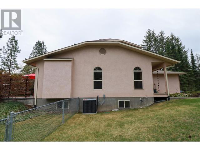 3613 Forsyth Drive, House detached with 3 bedrooms, 2 bathrooms and 2 parking in Okanagan Similkameen F BC | Image 25