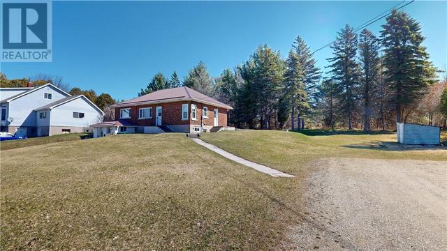 2184 Hwy 551, House detached with 3 bedrooms, 2 bathrooms and null parking in Central Manitoulin ON | Image 4