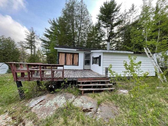 000 Pickerel River, House detached with 2 bedrooms, 1 bathrooms and 0 parking in Killarney ON | Image 4