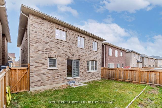 8 Bucksaw St, House detached with 4 bedrooms, 4 bathrooms and 4 parking in Brampton ON | Image 31