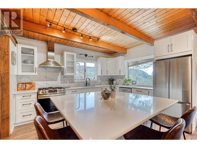 8089 Princeton Summerland Road, House detached with 3 bedrooms, 2 bathrooms and 3 parking in Okanagan Similkameen F BC | Image 34