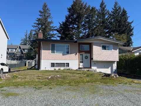 33533 Westbury Avenue, House detached with 2 bedrooms, 2 bathrooms and 4 parking in Abbotsford BC | Card Image