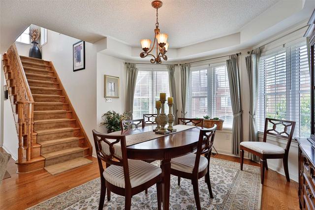 105 - 3030 Breakwater Crt, Townhouse with 3 bedrooms, 3 bathrooms and 4 parking in Mississauga ON | Image 2