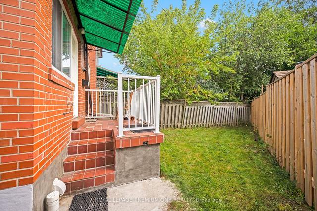 157 Painted Post Dr, House semidetached with 3 bedrooms, 2 bathrooms and 4 parking in Toronto ON | Image 29