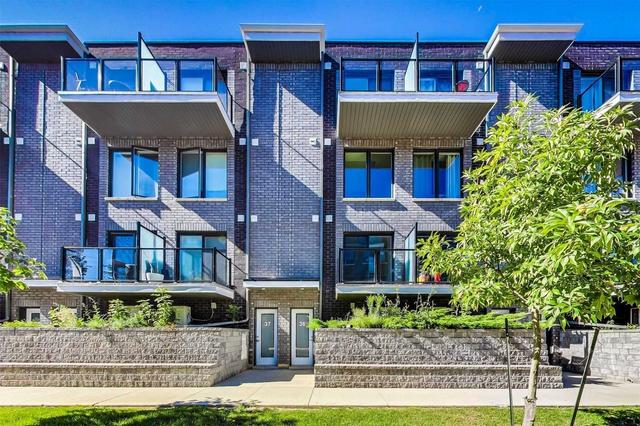 38 - 2059 Weston Rd N, Townhouse with 4 bedrooms, 3 bathrooms and 1 parking in Toronto ON | Card Image