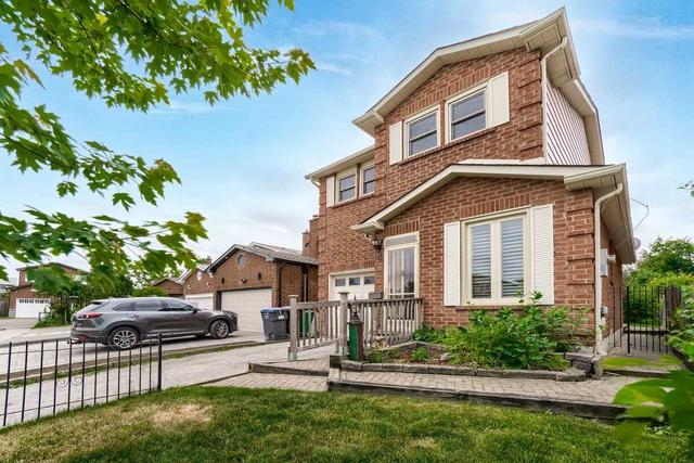 34 Trewartha Cres, House detached with 3 bedrooms, 2 bathrooms and 2 parking in Brampton ON | Image 12
