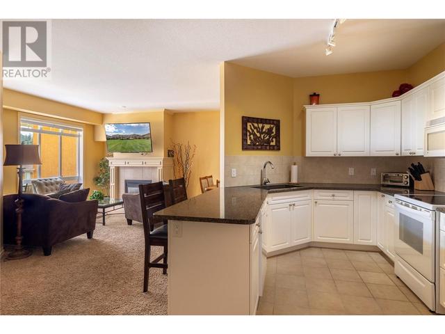 305 - 3570 Woodsdale Road, Condo with 3 bedrooms, 2 bathrooms and 1 parking in Lake Country BC | Image 6