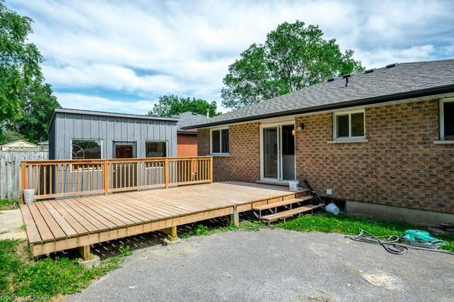 2540 Farmcrest Avenue, House detached with 3 bedrooms, 1 bathrooms and 2 parking in Peterborough ON | Image 33