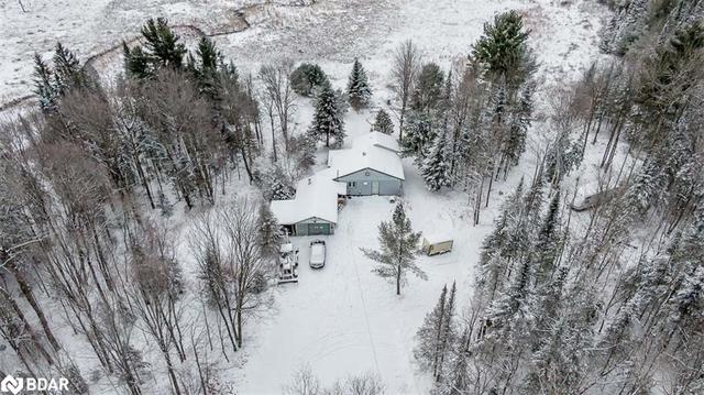 1206 Dickie Lake Road W, House detached with 2 bedrooms, 1 bathrooms and 12 parking in Lake of Bays ON | Image 34