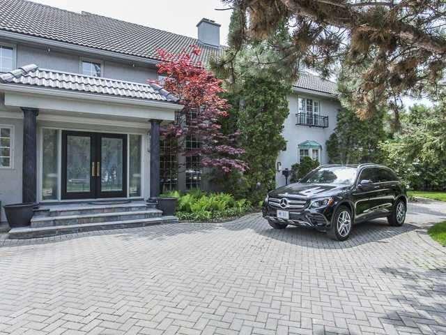 31 Old English Lane, House detached with 5 bedrooms, 6 bathrooms and 12 parking in Markham ON | Image 2