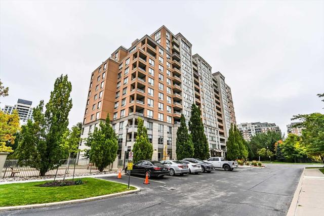 910 - 29 Northern Heights Dr, Condo with 2 bedrooms, 2 bathrooms and 1 parking in Richmond Hill ON | Card Image