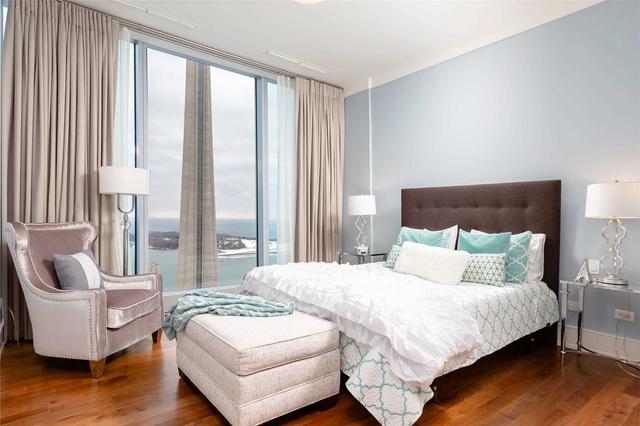 4603 - 183 Wellington St W, Condo with 3 bedrooms, 4 bathrooms and 2 parking in Toronto ON | Image 11