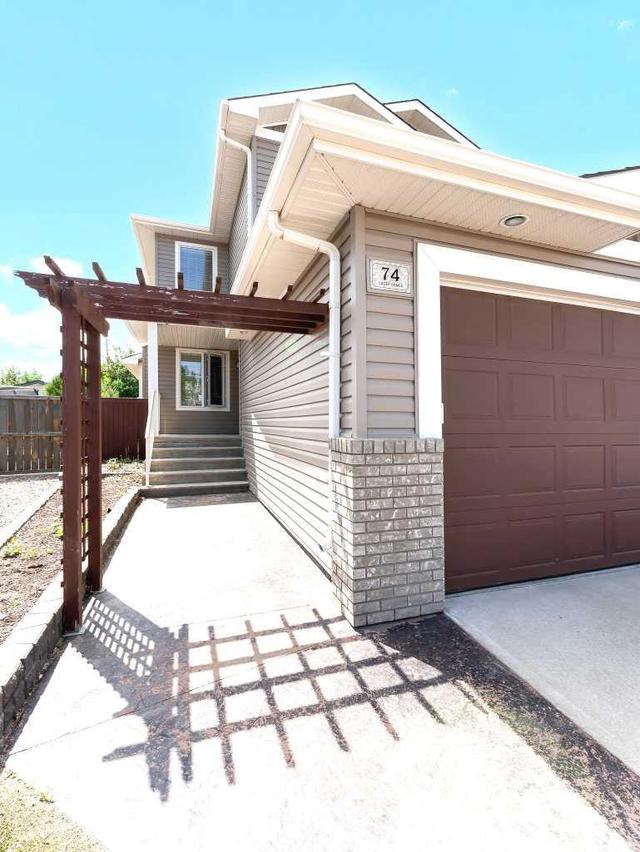 74 Terrace Court Ne, House detached with 4 bedrooms, 3 bathrooms and 3 parking in Medicine Hat AB | Image 4