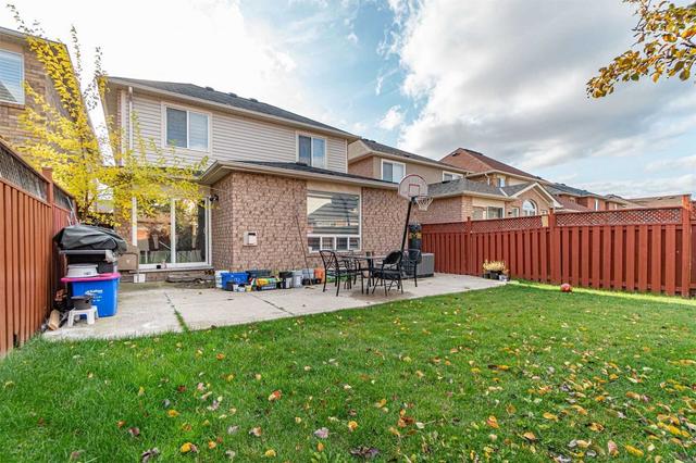 5851 O'meara St, House detached with 4 bedrooms, 4 bathrooms and 6 parking in Mississauga ON | Image 35
