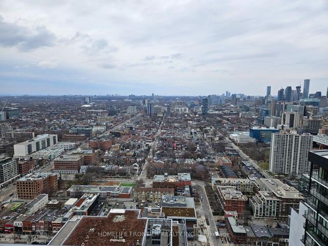 4702 - 108 Peter St, Condo with 3 bedrooms, 2 bathrooms and 1 parking in Toronto ON | Image 7