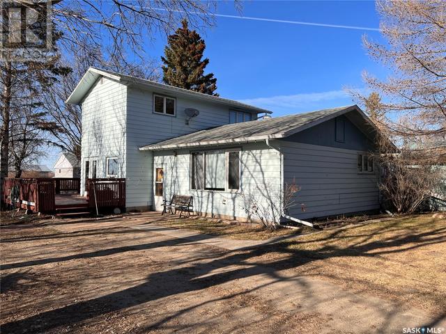 609 B Avenue W, House detached with 3 bedrooms, 1 bathrooms and null parking in Wynyard SK | Image 1