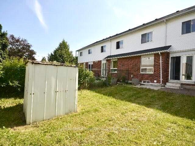 431 Drew St, House attached with 3 bedrooms, 3 bathrooms and 3 parking in Oshawa ON | Image 9