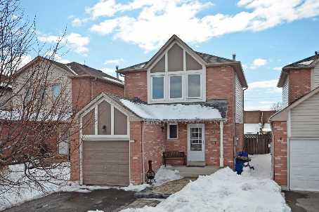 34 Nectarine Cres, House detached with 3 bedrooms, 3 bathrooms and 3 parking in Brampton ON | Image 1