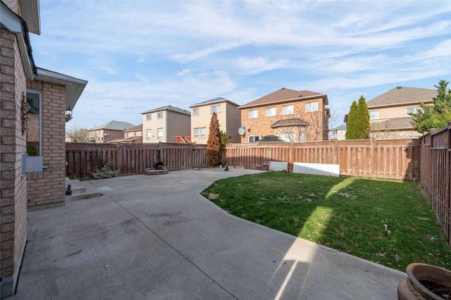 379 John Deisman Blvd, House detached with 3 bedrooms, 4 bathrooms and 4 parking in Vaughan ON | Image 30