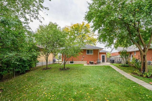 22 Swanhurst Blvd, House detached with 3 bedrooms, 2 bathrooms and 4 parking in Mississauga ON | Image 20
