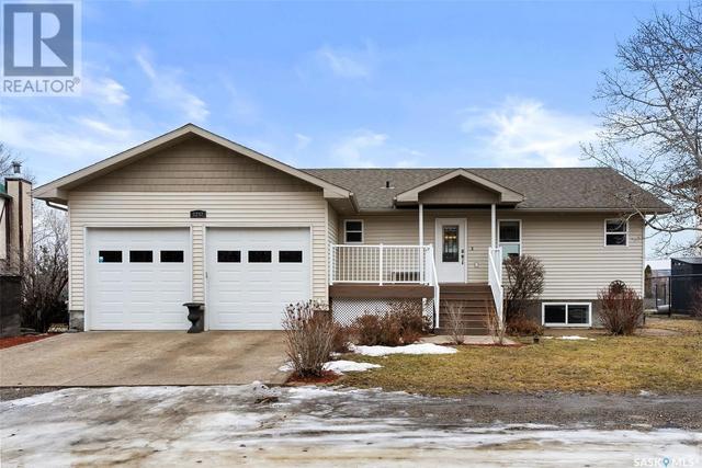 1242 Highwood Avenue, House detached with 4 bedrooms, 3 bathrooms and null parking in Buena Vista SK | Image 39