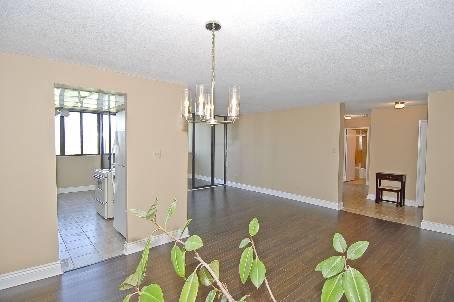 1704 - 133 Torresdale Ave, Condo with 2 bedrooms, 2 bathrooms and 2 parking in Toronto ON | Image 2