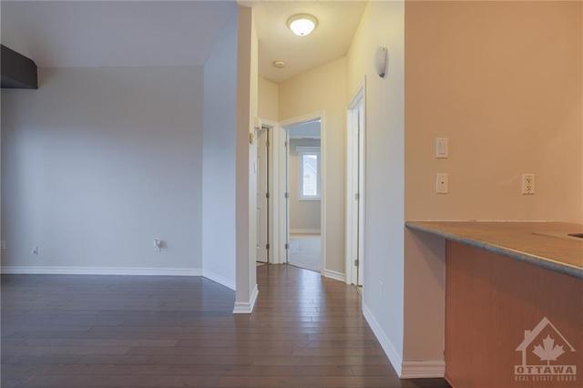 c - 170 Waterbridge Drive, Condo with 2 bedrooms, 1 bathrooms and 2 parking in Ottawa ON | Image 17