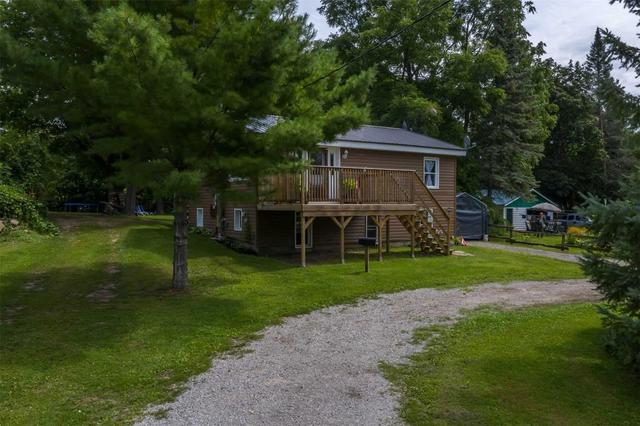 56 Marilyn Cres, House detached with 2 bedrooms, 1 bathrooms and 6 parking in Kawartha Lakes ON | Image 12