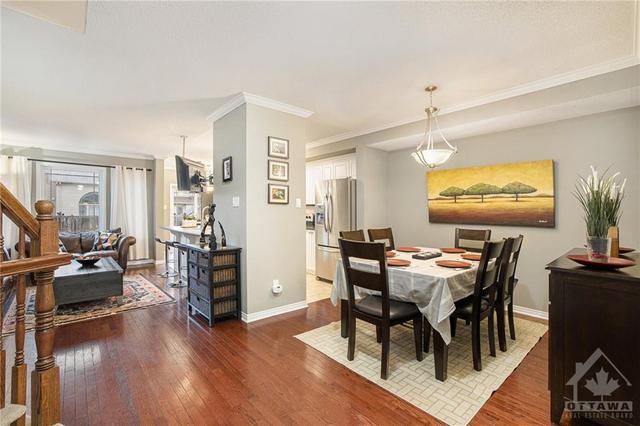 714 Regiment Avenue, Townhouse with 3 bedrooms, 4 bathrooms and 3 parking in Ottawa ON | Image 6