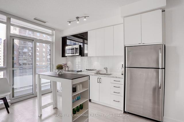 709 - 98 Lillian St, Condo with 1 bedrooms, 1 bathrooms and 0 parking in Toronto ON | Image 3